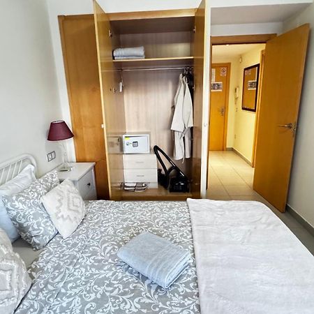 Relax Apartamento Playa Fenals Лорет де Мар Екстериор снимка