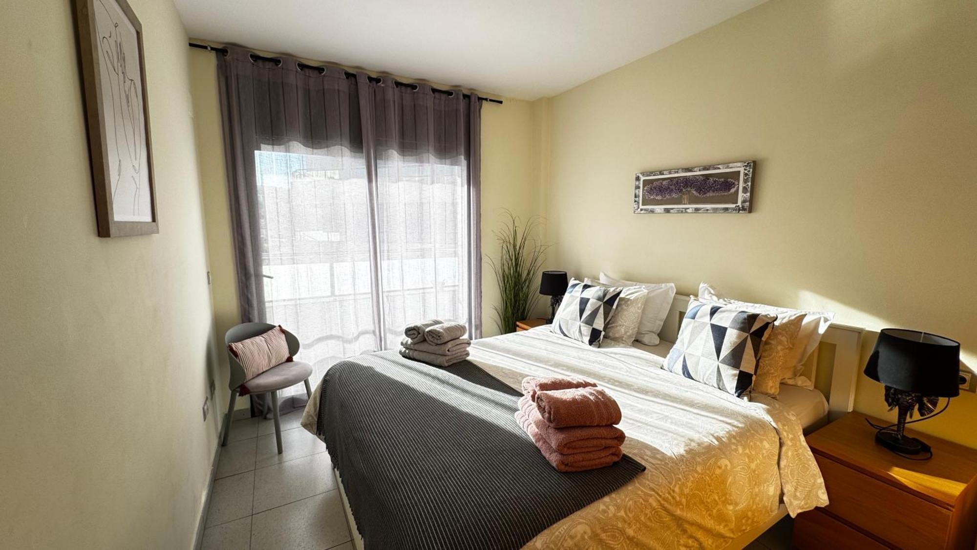 Relax Apartamento Playa Fenals Лорет де Мар Екстериор снимка
